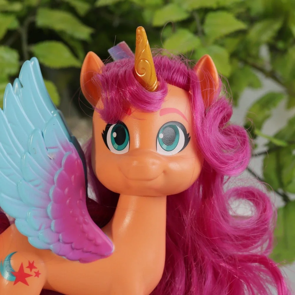My Little Pony Sunny Starscout Alicorn Figure Pink Hair Orange F3873 Hasbro 2021